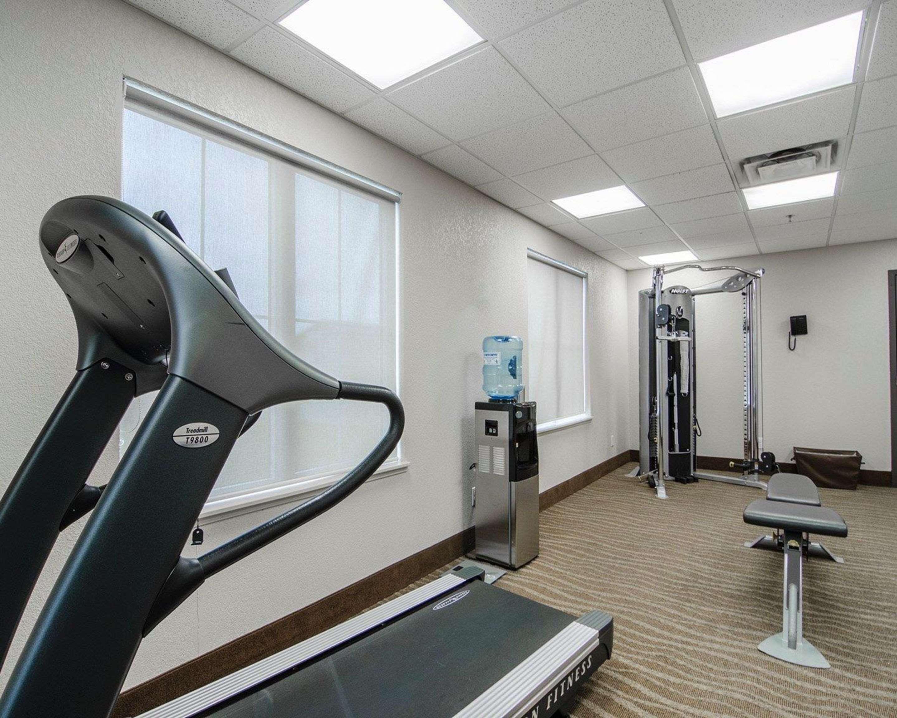 Quality Inn & Suites Estevan Luaran gambar
